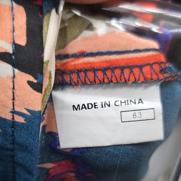 SIEANE Women's Graffiti Printed V Neck Puff Sleeve Blouse Casual bohemian shirts - Picture 5 of 9